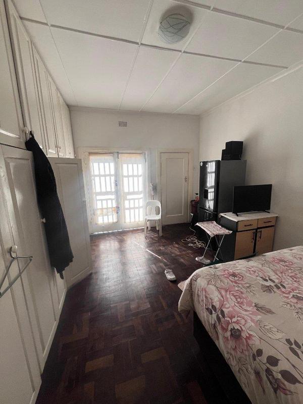 6 Bedroom Property for Sale in Orange Grove Eastern Cape